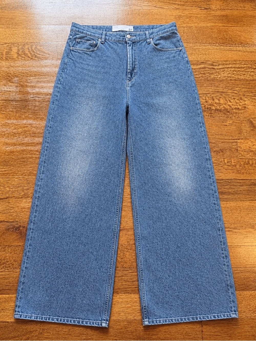 rag & bone Miramar Washed Blue Wide-Leg Jeans
Feels like cozy sweatpants!